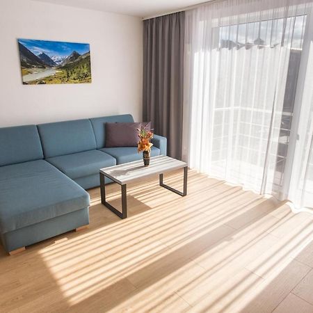 City Apartment โปปรัด ภายนอก รูปภาพ