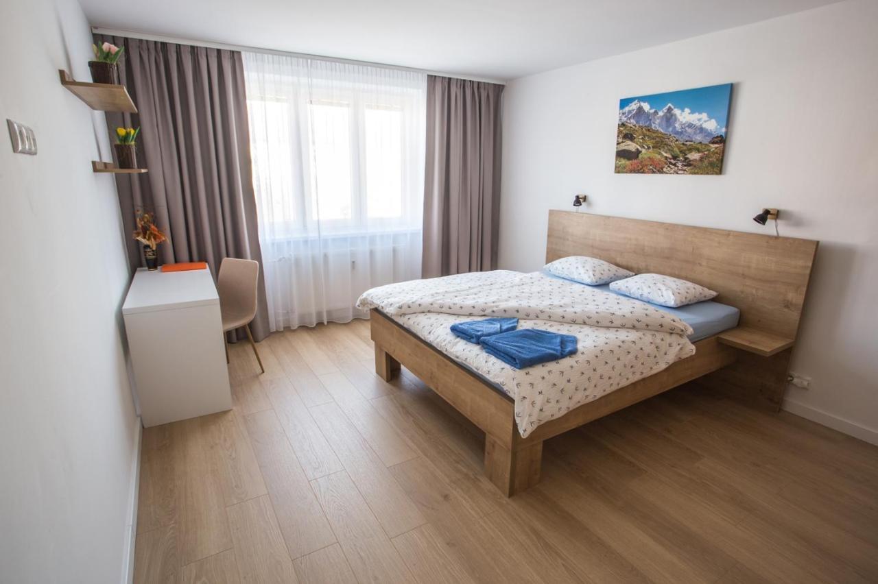 City Apartment โปปรัด ภายนอก รูปภาพ