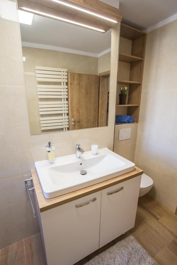 City Apartment โปปรัด ภายนอก รูปภาพ